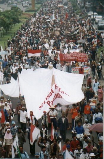 Peasants march in Jakarta, 2006, to demand agrarian reform / Dianto Bachriadi Fighting for land