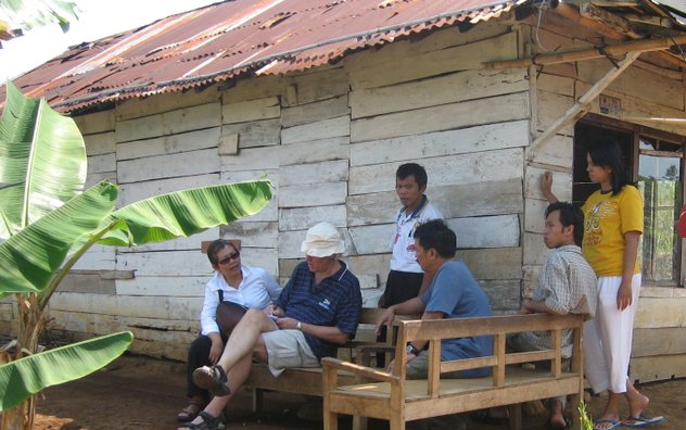 In the field, Handoko notes / olle-tornquist.com